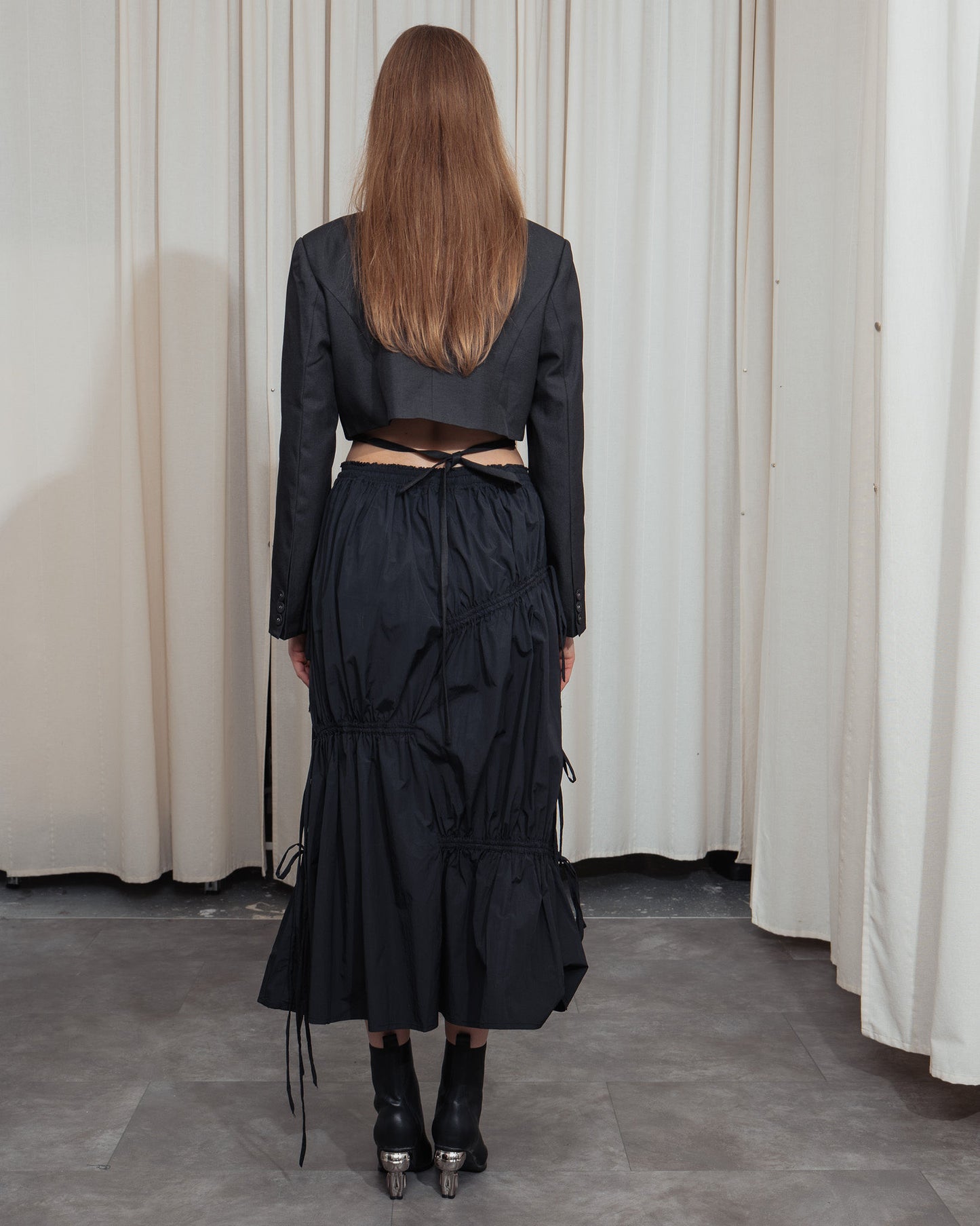 Cropped boxy Blazer in dark brown