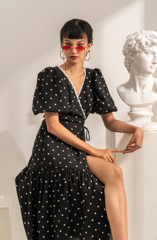 BLACK WRAP DRESS A POIS