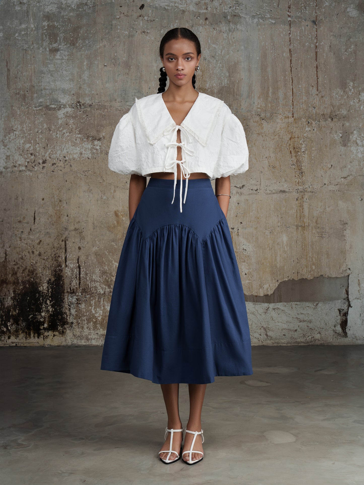 Linen Midi Skirt in navy