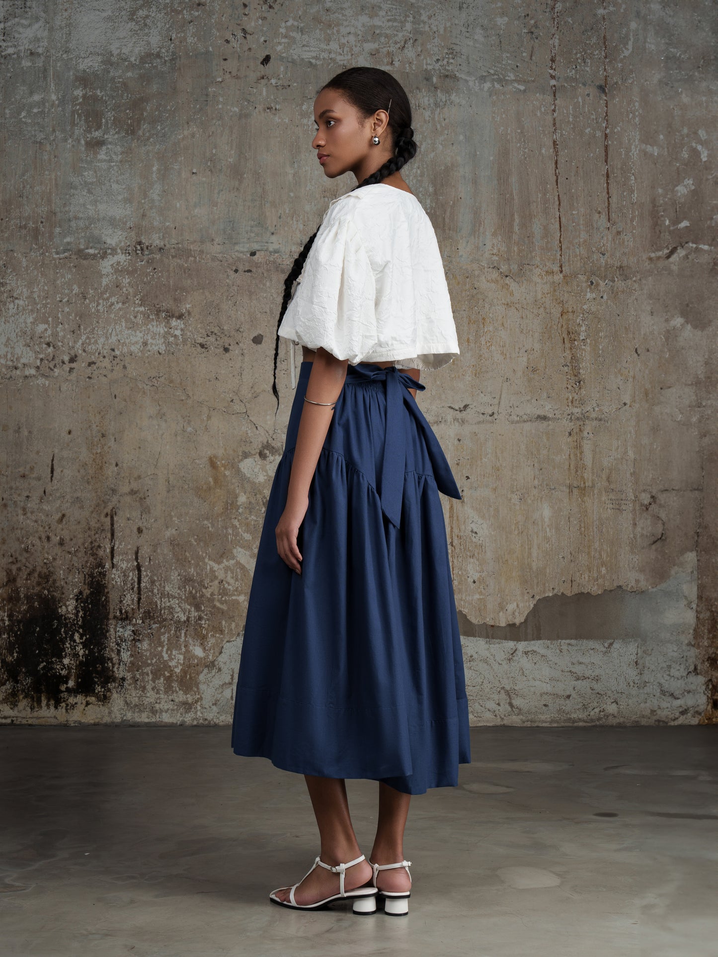 Linen Midi Skirt in navy