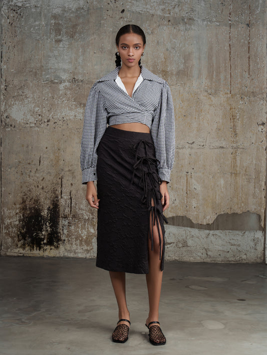 Textured midi skirt in black