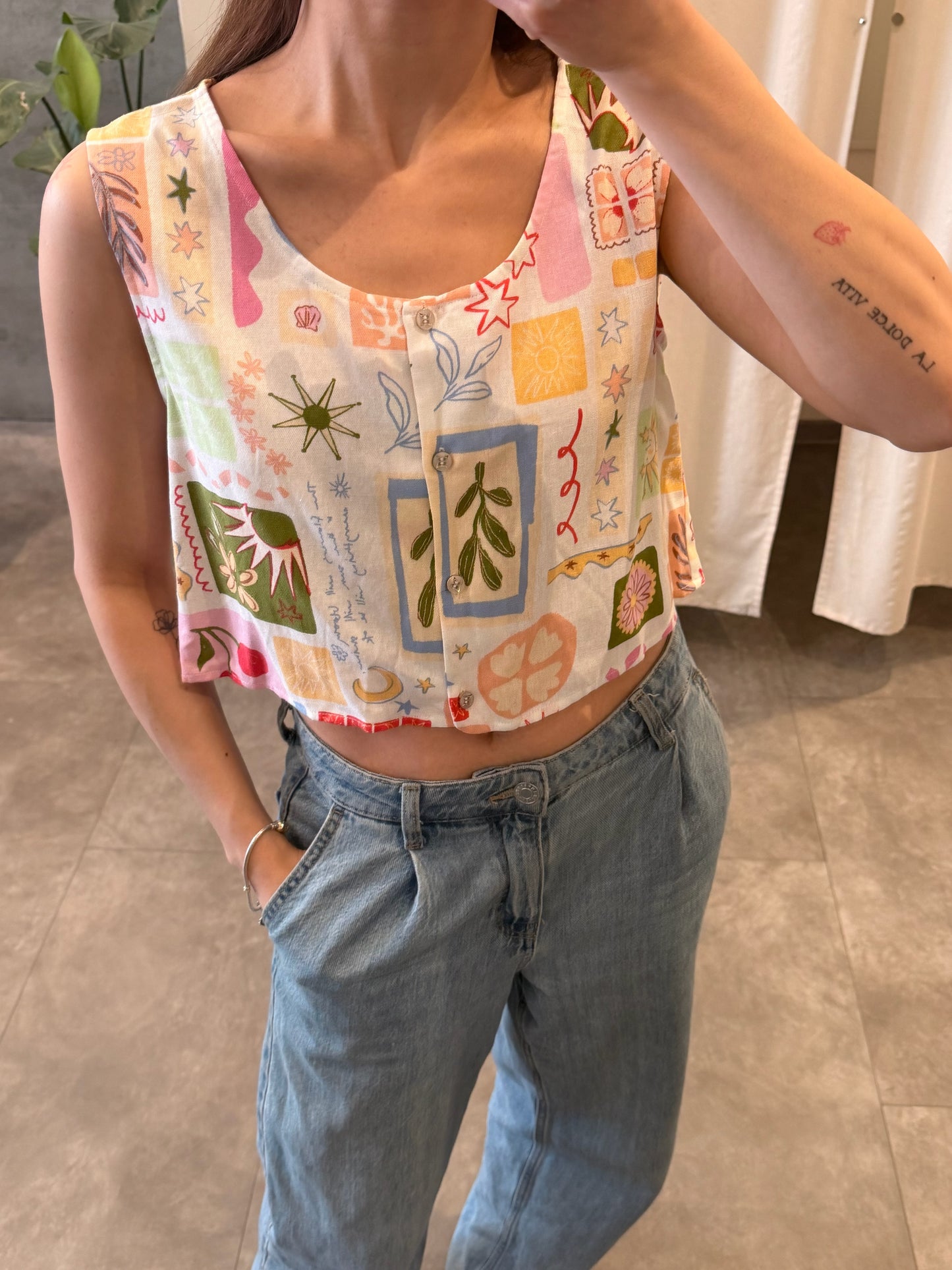 Summer Postcard linen top