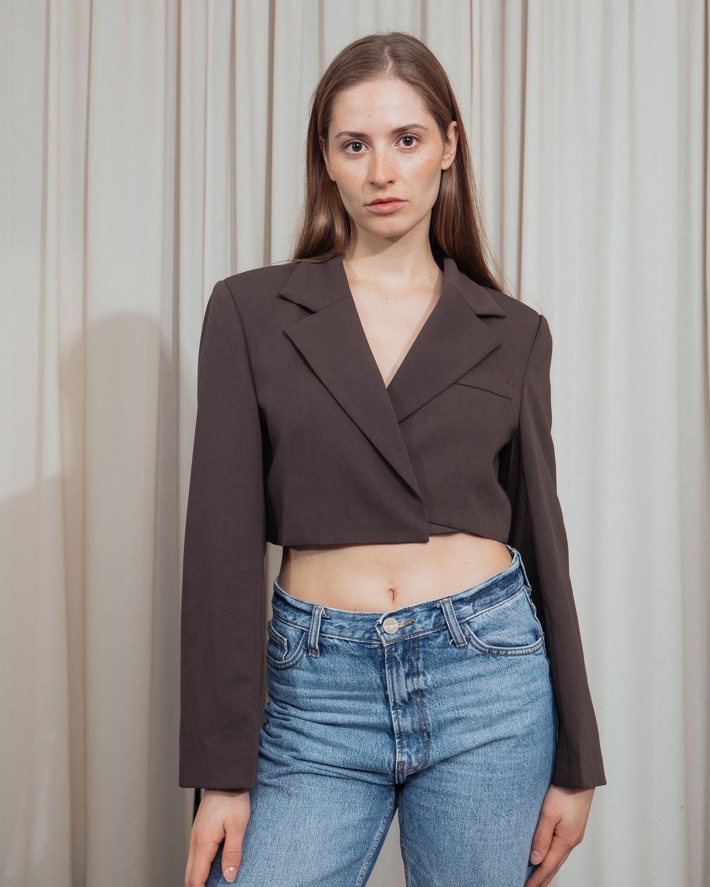 Cropped boxy Blazer in dark brown