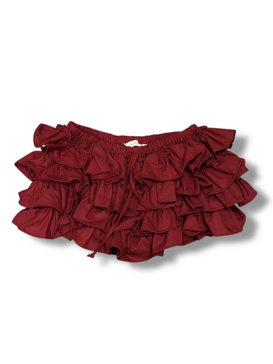 Ruffles Shorts in red linen